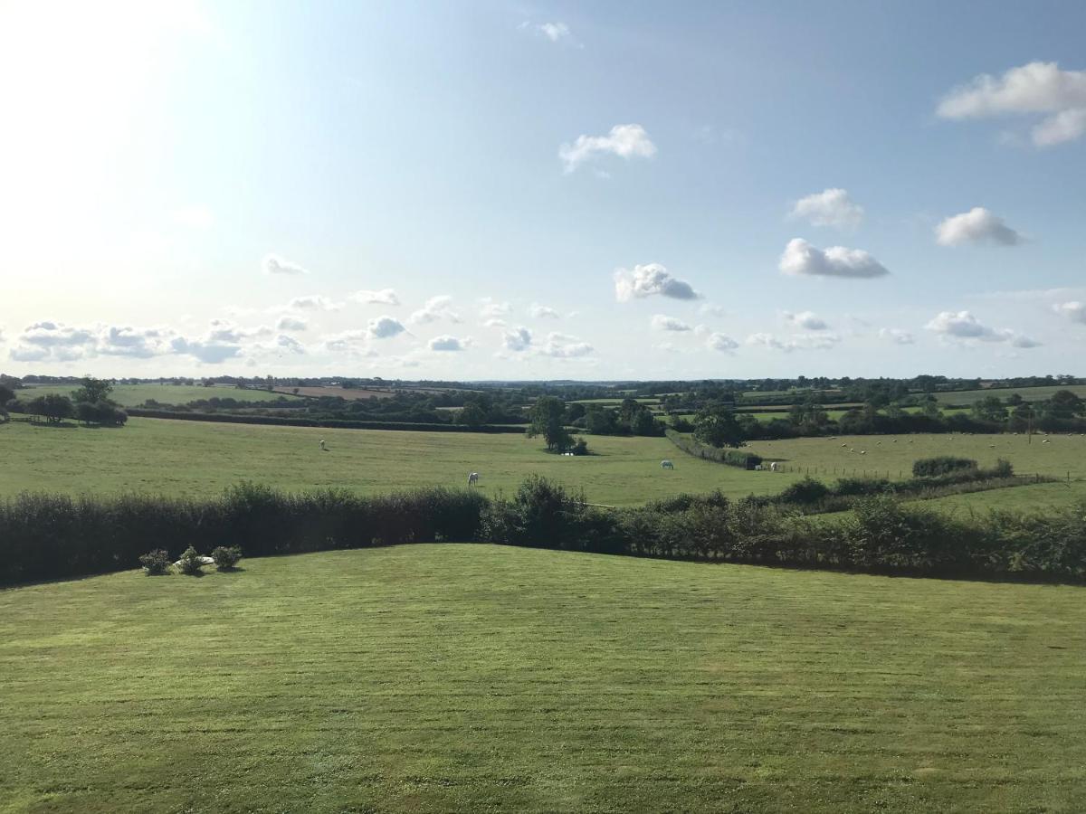 براكلي Cockley Hill Farm Bed & Breakfast المظهر الخارجي الصورة